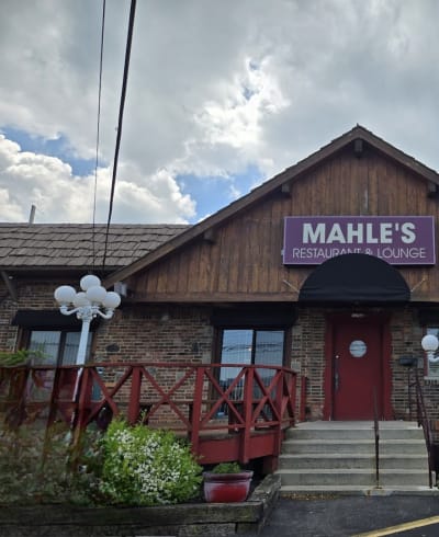 Mahle's Restaurant and Lounge